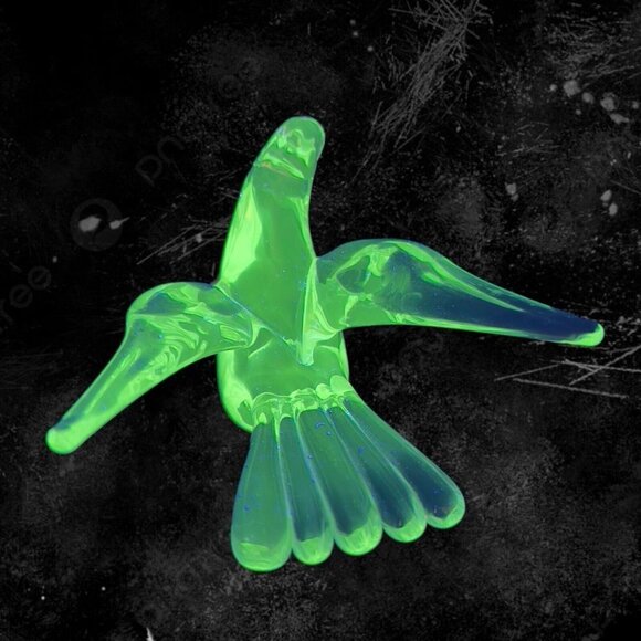 Swedish Clear Glass Bird Figurine Paperweight Manganese 365nm Green UV Glow VTG - Picture 1 of 15